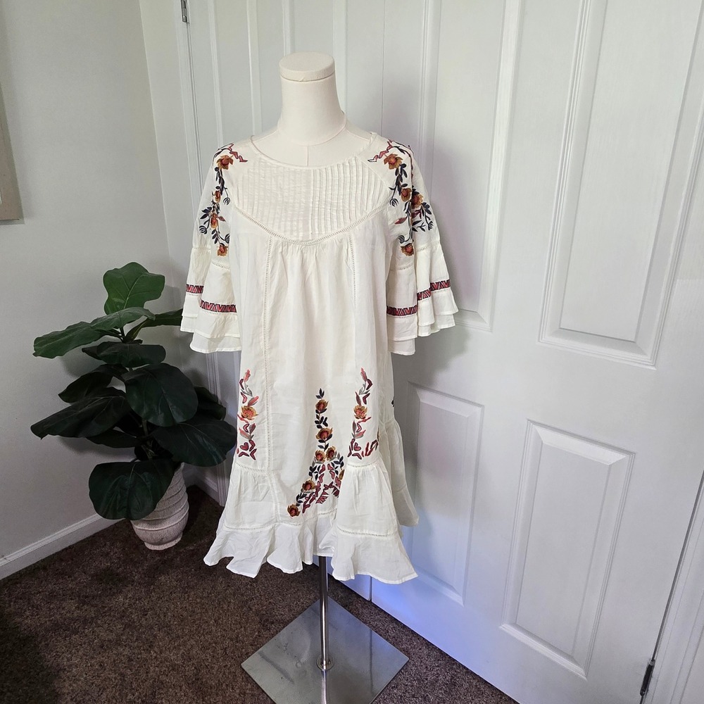 Free People Mini Dress Womens Small Ivory‎ Embroidered Boho Cotton Bell Sleeve
